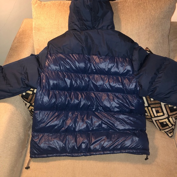 Blue Mens or Woman’s Polo Puffer Brand New Size XL - Picture 2 of 2